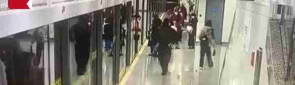 地铁夹人出事，谁的责任？1·22上海地铁事故警示通报中信息量不少