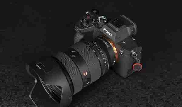 索尼FE24-70mm F2.8 GM II评测：轻量高画质变焦镜头